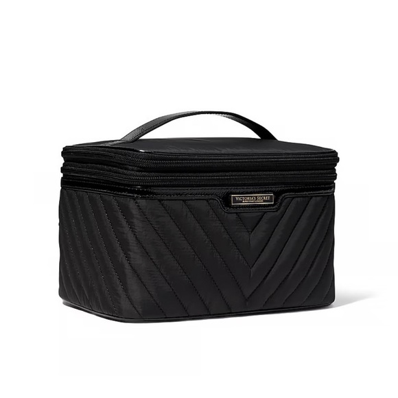 Victoria’s Secret -ACCESSORIES
Express Train Case - NEW - Picture 2 of 7